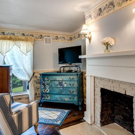 Mcternan Manor Apartment Франклин Екстериор снимка