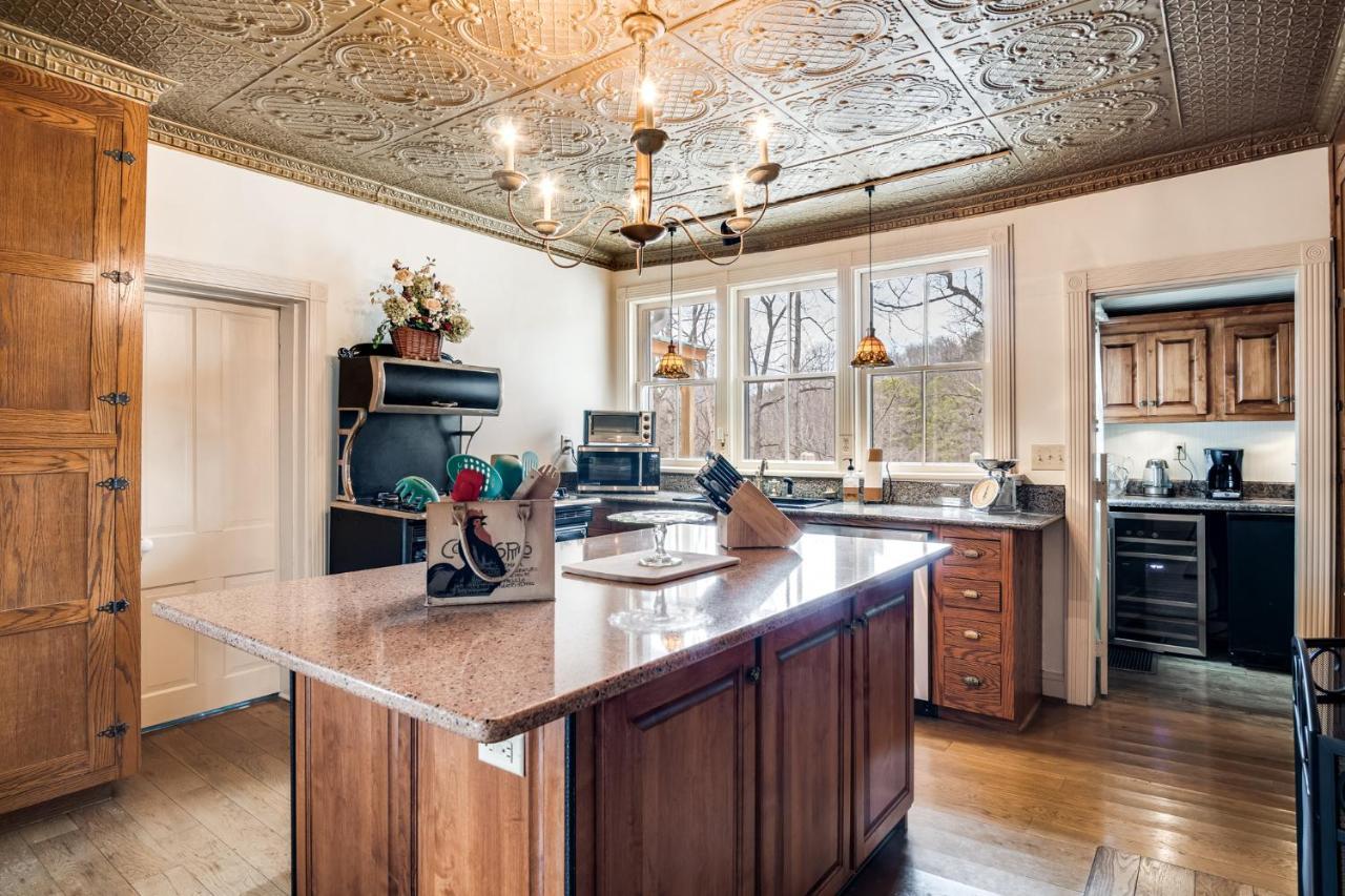Mcternan Manor Apartment Франклин Екстериор снимка